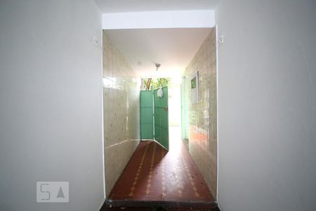 Casa à venda com 130m², 2 quartos e 1 vagaCorredor Lateral - Entrada