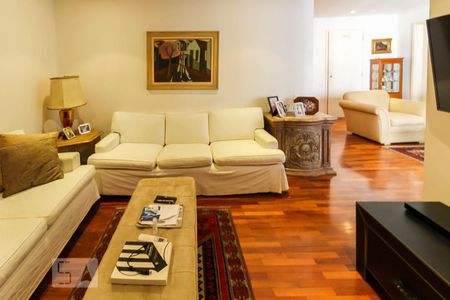 Apartamento para alugar com 120m², 2 quartos e 2 vagasQuarto Reversível