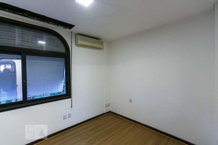 Apartamento à venda com 554m², 6 quartos e 5 vagasQuarto 4