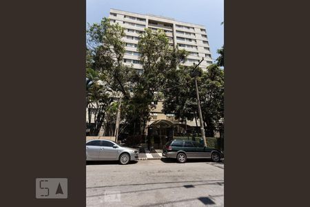 Apartamento para alugar com 110m², 3 quartos e 1 vagaFachada