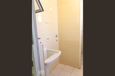Apartamento para alugar com 70m², 3 quartos e 1 vaga Apartamento para alugar com 70m², 3 quartos e 1 vagaLavanderia