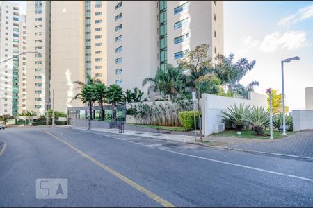 Apartamento para alugar com 62m², 1 quarto e 2 vagas Apartamento para alugar com 62m², 1 quarto e 2 vagasFachada