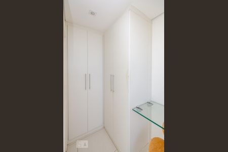 Apartamento para alugar com 62m², 1 quarto e 2 vagas Apartamento para alugar com 62m², 1 quarto e 2 vagasSuíte