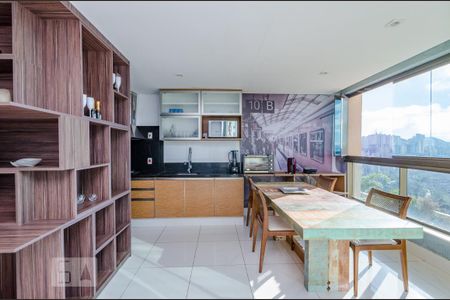 Apartamento para alugar com 62m², 1 quarto e 2 vagas Apartamento para alugar com 62m², 1 quarto e 2 vagasSala