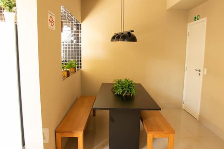 Apartamento para alugar com 53m², 2 quartos e 1 vagaÁrea comum - Churrasqueira