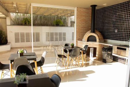 Apartamento para alugar com 53m², 2 quartos e 1 vagaÁrea comum - Churrasqueira