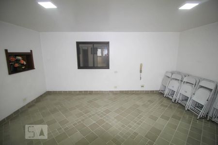 Apartamento à venda com 98m², 2 quartos e 1 vaga Apartamento à venda com 98m², 2 quartos e 1 vagaÁrea comum - Salão de festas