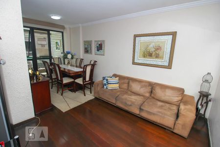 Sala de Estar de apartamento à venda com 2 quartos, 98m² em Laranjeiras, Rio de Janeiro