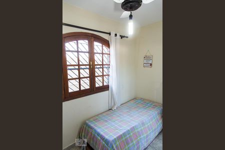 Casa à venda com 203m², 3 quartos e 2 vagasQuarto 2