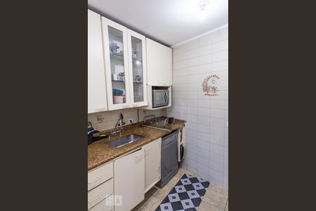 Casa à venda com 203m², 3 quartos e 2 vagasCozinha