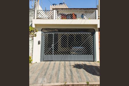 Casa à venda com 203m², 3 quartos e 2 vagasFachada