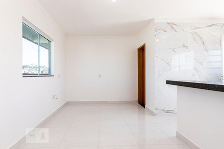 Sala de apartamento para alugar com 2 quartos, 90m² em Vila Santa Inês, São Paulo