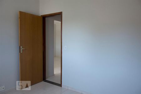 Quarto 2 de apartamento para alugar com 2 quartos, 60m² em Setor Habitacional Vicente Pires (taguatinga), Brasília