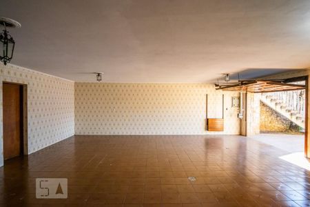 Casa à venda com 350m², 3 quartos e 6 vagasGaragem