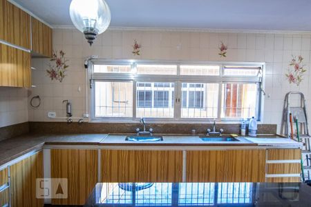 Casa à venda com 350m², 3 quartos e 6 vagasCozinha