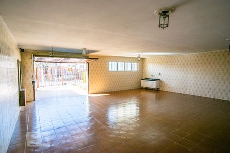 Casa à venda com 350m², 3 quartos e 6 vagasGaragem