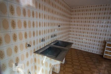 Casa à venda com 350m², 3 quartos e 6 vagasÁrea de Serviço