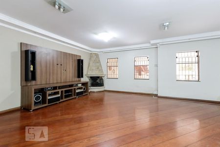 Sala de casa para alugar com 4 quartos, 150m² em Vila Irmaos Arnoni, São Paulo