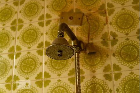 Casa à venda com 600m², 3 quartos e 3 vagasChuveiro