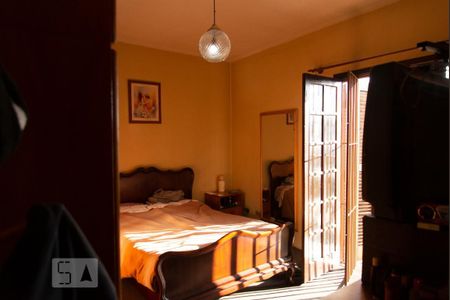 Casa à venda com 600m², 3 quartos e 3 vagas Casa à venda com 600m², 3 quartos e 3 vagasQuarto 3