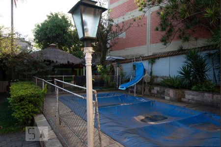 Casa à venda com 600m², 3 quartos e 3 vagasPiscina