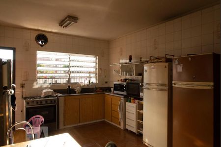 Casa à venda com 600m², 3 quartos e 3 vagas Casa à venda com 600m², 3 quartos e 3 vagasCozinha