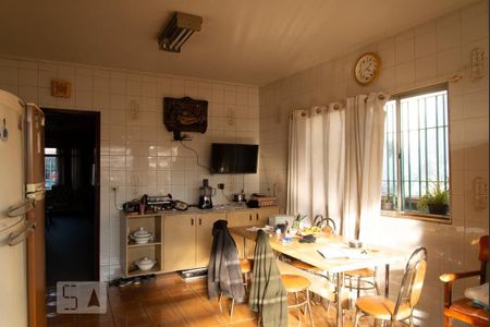 Casa à venda com 600m², 3 quartos e 3 vagasCozinha