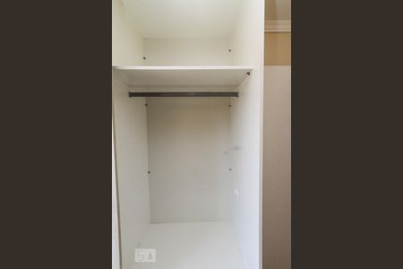Apartamento para alugar com 60m², 3 quartos e 1 vaga Apartamento para alugar com 60m², 3 quartos e 1 vagaQuarto