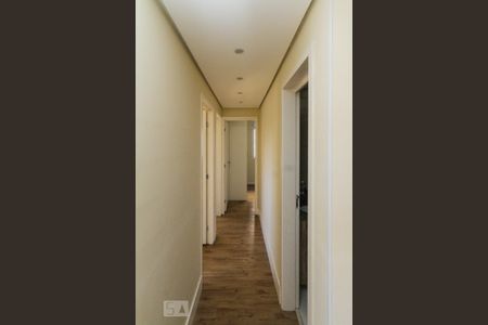 Apartamento para alugar com 60m², 3 quartos e 1 vaga Apartamento para alugar com 60m², 3 quartos e 1 vagaCorredor