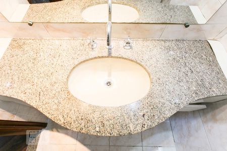 Apartamento à venda com 56m², 2 quartos e 1 vagaBanheiro