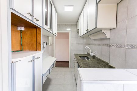 Apartamento à venda com 56m², 2 quartos e 1 vagaCozinha