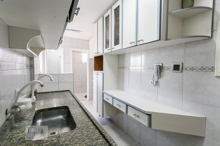 Apartamento à venda com 56m², 2 quartos e 1 vagaCozinha