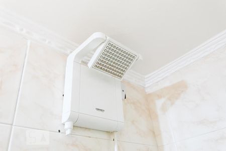 Apartamento à venda com 56m², 2 quartos e 1 vagaBanheiro - chuveiro