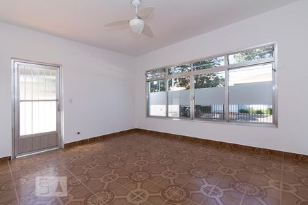 Sala de casa para alugar com 3 quartos, 150m² em Lapa, São Paulo