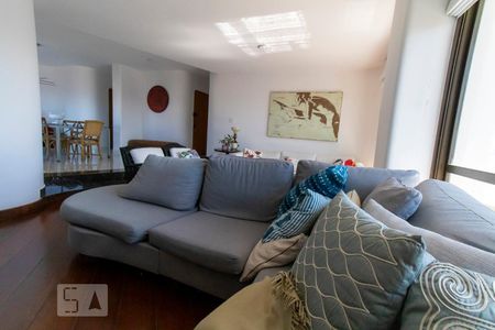 Apartamento à venda com 4 quartos, 180m² em Vila Suzana, São Paulo
