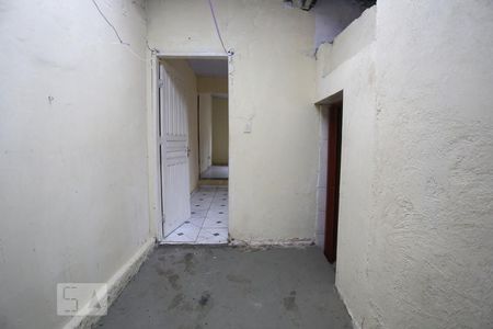 Área de Serviço de casa para alugar com 1 quarto, 30m² em Km 18, Osasco