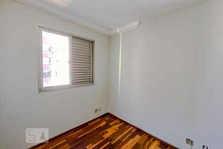 Apartamento para alugar com 73m², 3 quartos e 2 vagasQuarto 2