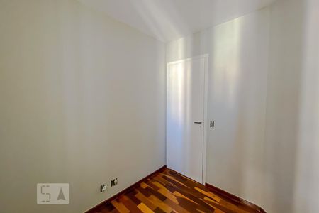 Quarto de apartamento para alugar com 3 quartos, 73m² em Vila Esperança, São Paulo