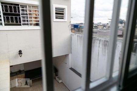 Casa à venda com 284m², 4 quartos e 4 vagasVista dormitório 2