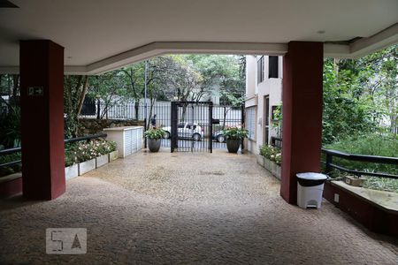 Apartamento à venda com 53m², 2 quartos e 1 vagaEntrada