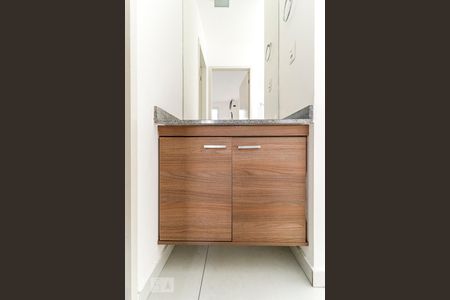 Apartamento à venda com 40m², 1 quarto e 1 vagaBanheiro - Armário