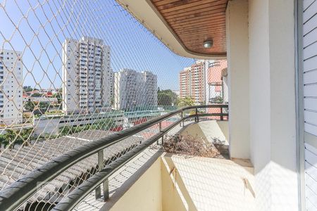 Apartamento à venda com 78m², 2 quartos e 2 vagasVaranda Quarto 1