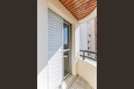 Apartamento à venda com 78m², 2 quartos e 2 vagasVaranda Quarto 1