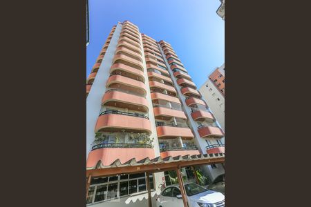 Apartamento à venda com 78m², 2 quartos e 2 vagasFachada