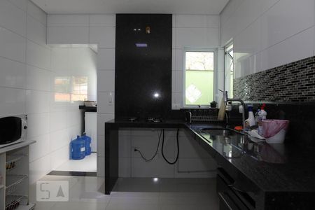 Casa à venda com 282m², 3 quartos e 6 vagasCozinha