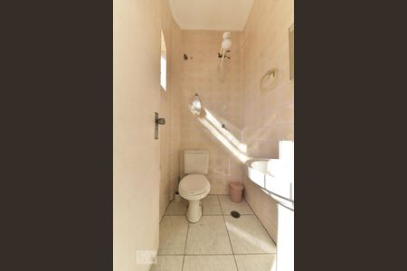 Casa à venda com 156m², 3 quartos e 1 vagaBanheiro Externo