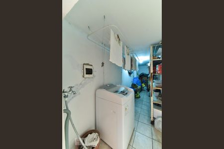 Casa à venda com 156m², 3 quartos e 1 vagaLavanderia