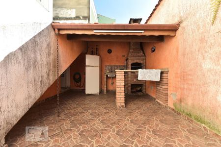 Casa à venda com 156m², 3 quartos e 1 vagaChurrasqueira