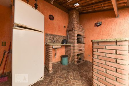 Casa à venda com 156m², 3 quartos e 1 vagaChurrasqueira