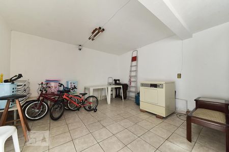 Casa à venda com 156m², 3 quartos e 1 vagaSalão de Festas